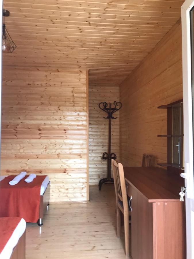 Cottage And Gigo Papa'S Wine Cellar Kvareli Exterior photo